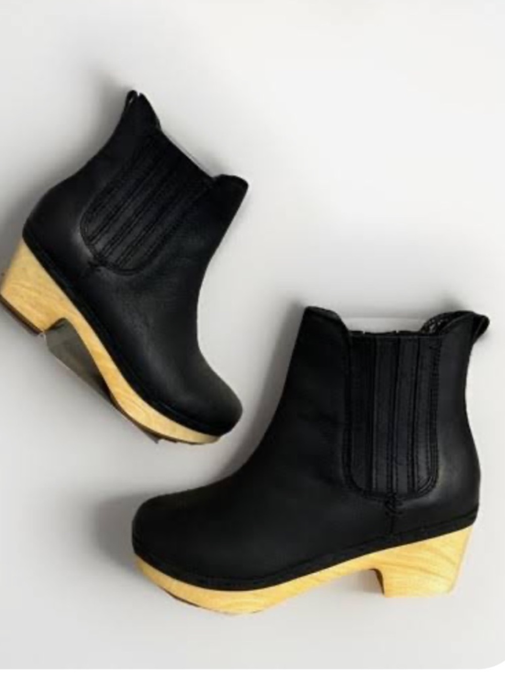 Frye and Co Odessa Clogs